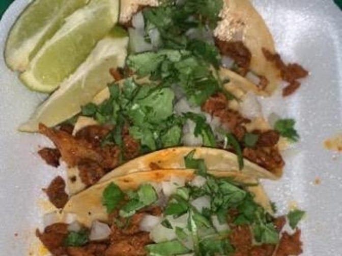 Big Poppas Tacos food